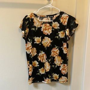 Ana velvet short sleeve blouse